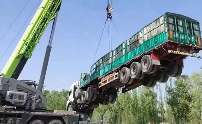 霞山区道路脱困救援案例